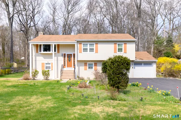 $825,000 | 43 Hidden Brook Drive, Stamford, CT 06907