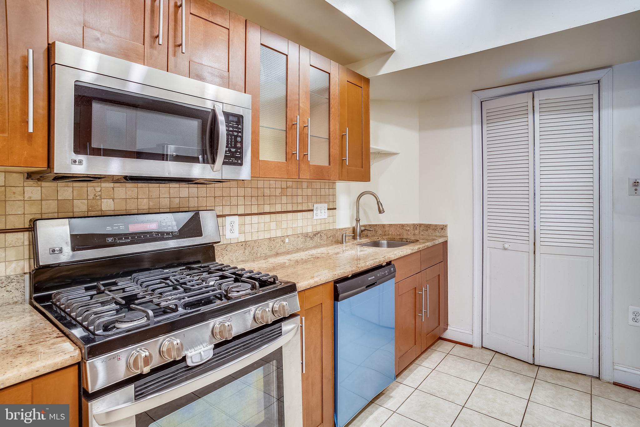 706 4th Street Southeast Washington, DC 20003 - Photo 13 of 25 Gallery Image 13