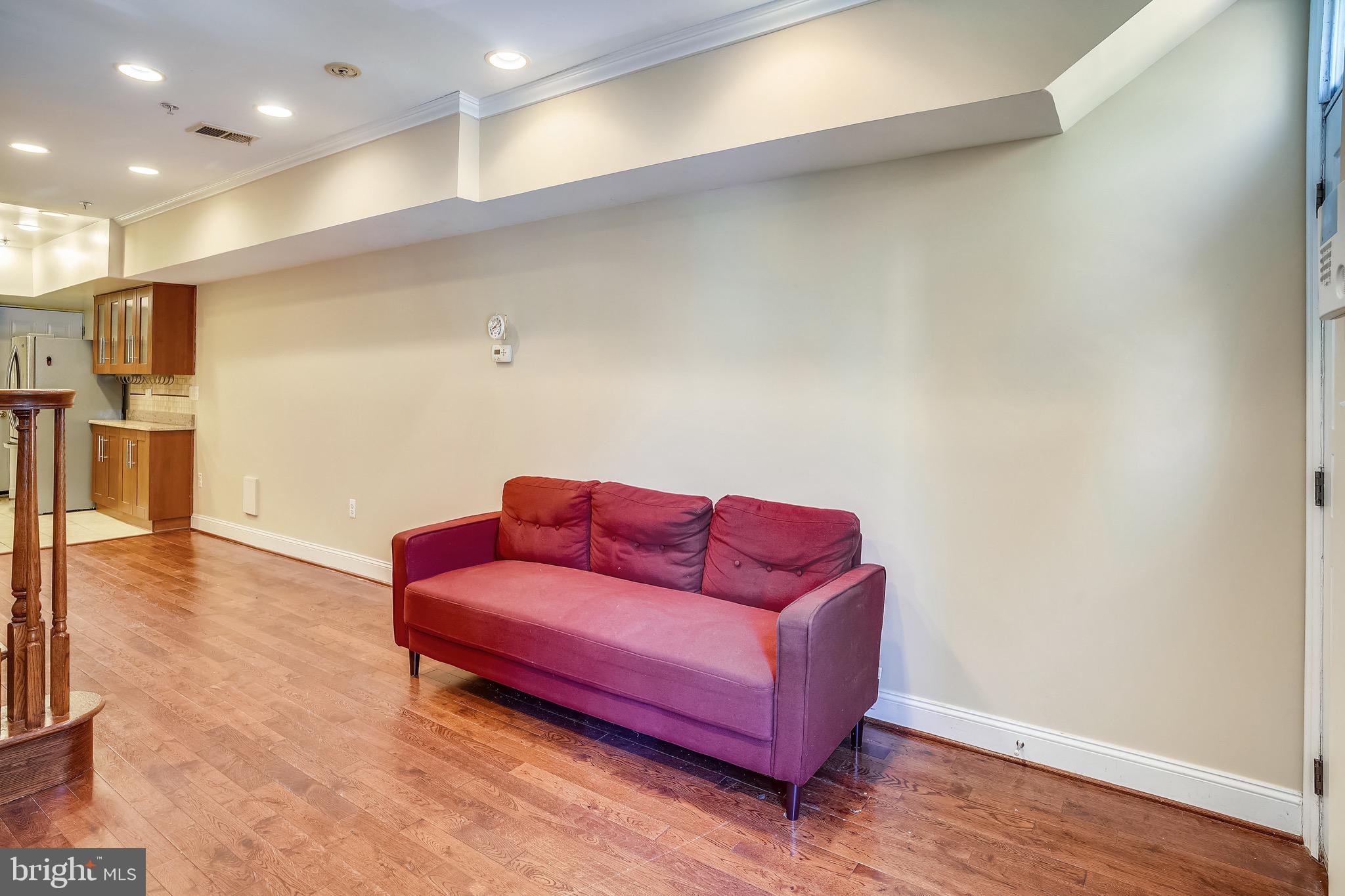 706 4th Street Southeast Washington, DC 20003 - Photo 16 of 25 Gallery Image 16