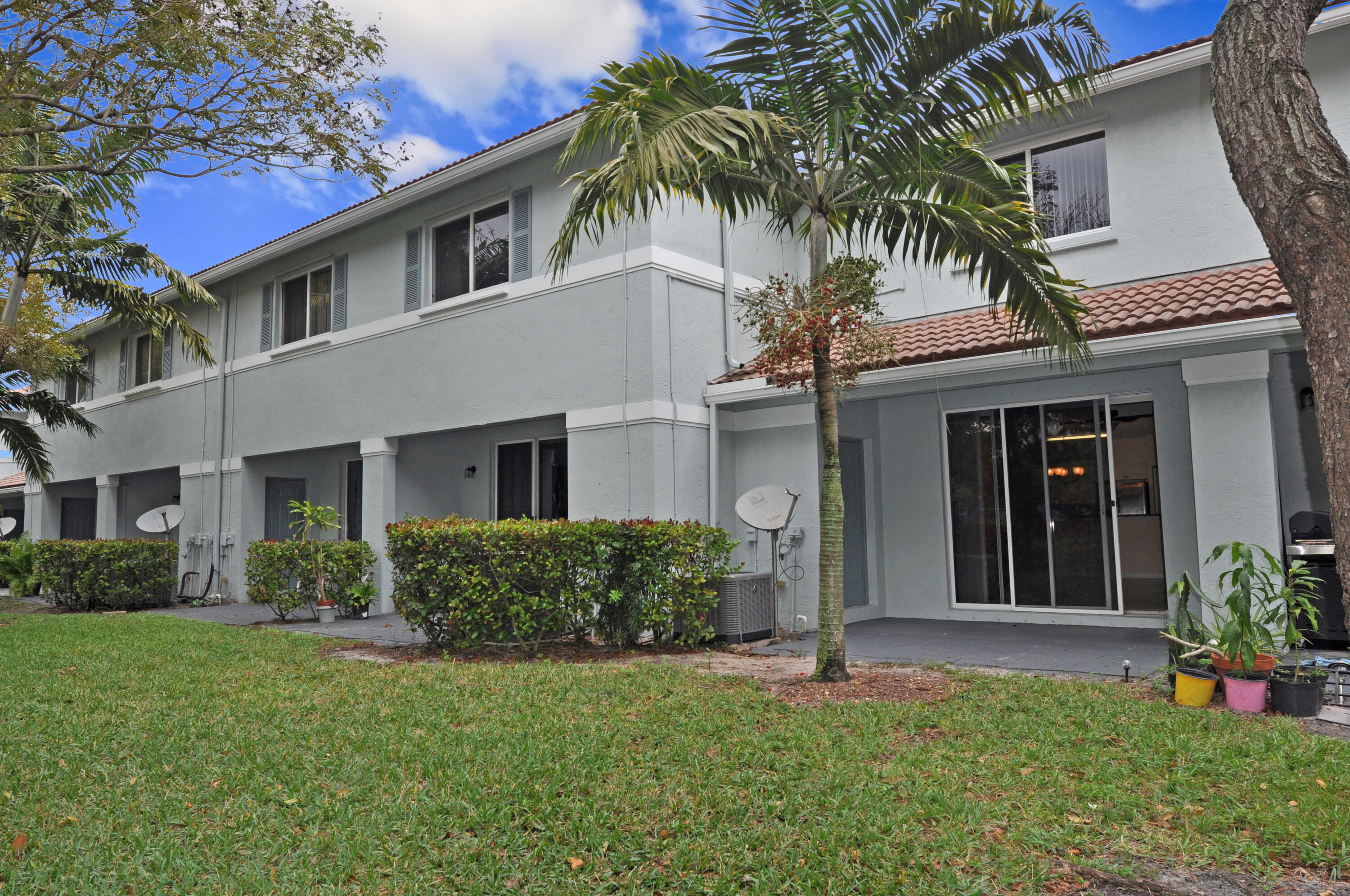 3615 Oleander Terrace Riviera Beach, FL 33404 - Photo 9 of 37 DSC_0006-1