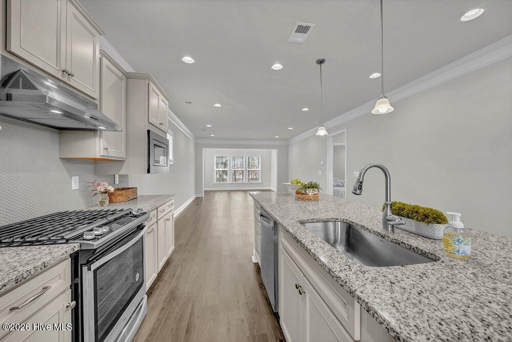 1136 Snowden Road Wilmington, NC 28412 - Photo 7 of 44 008_img_5927_957