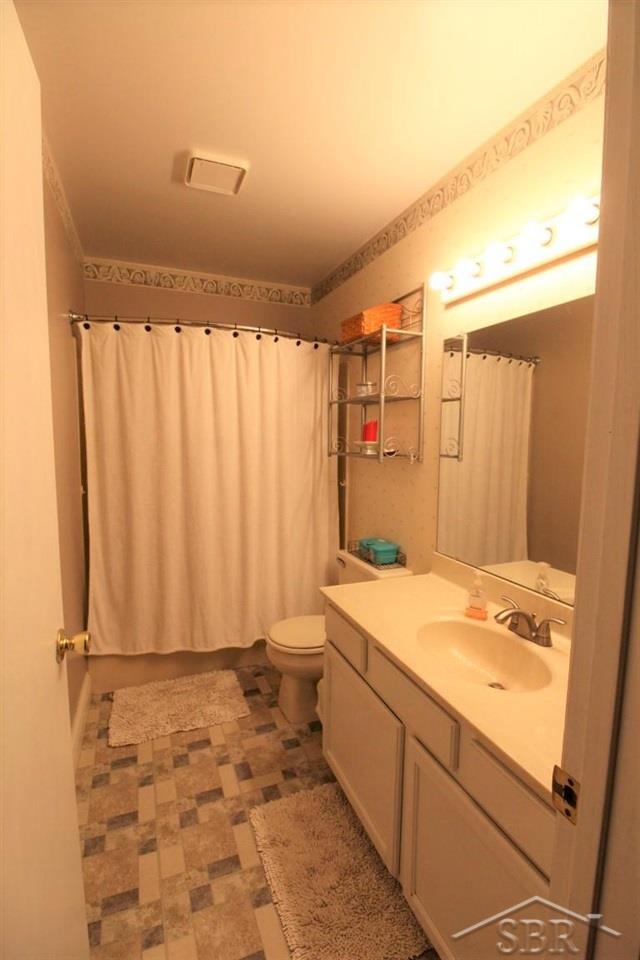11424 Whitaker Road Fenton, MI 48430 - Photo 19 of 32 50046573-18.JPG