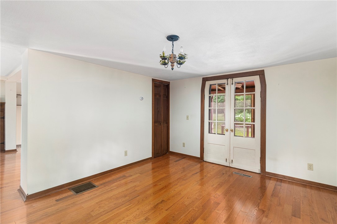 159 Evans Road Glocester, RI 02814 - Photo 15 of 50 Dining room