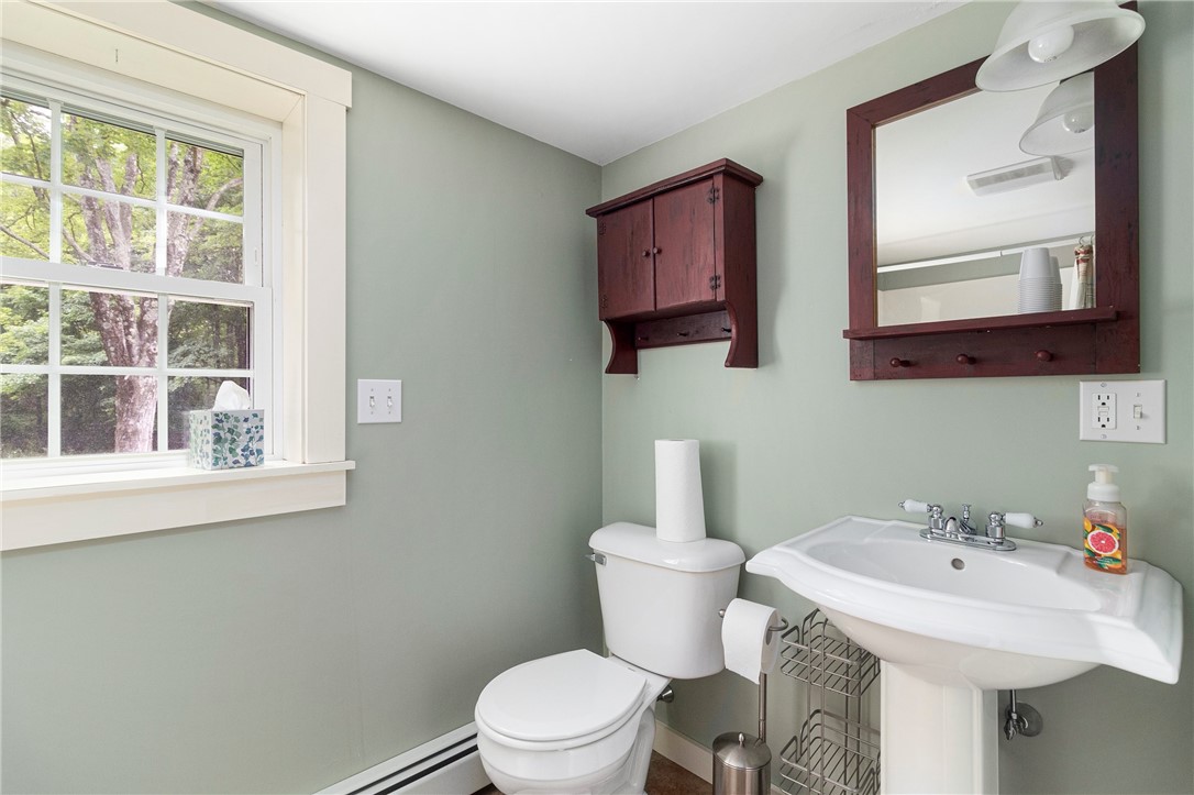 159 Evans Road Glocester, RI 02814 - Photo 30 of 50 Second floor full bath