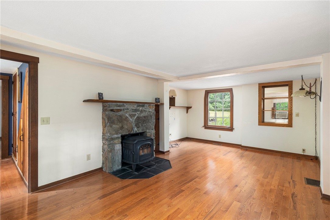 159 Evans Road Glocester, RI 02814 - Photo 5 of 50