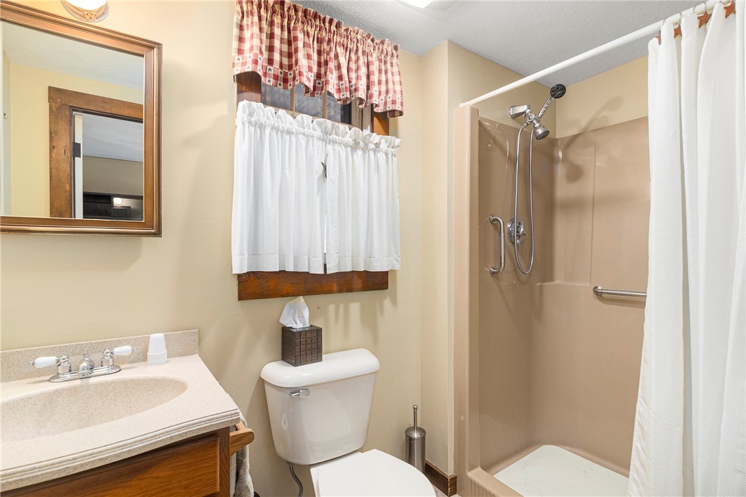 159 Evans Road Glocester, RI 02814 - Photo 7 of 50 Entry bath from the laundry area