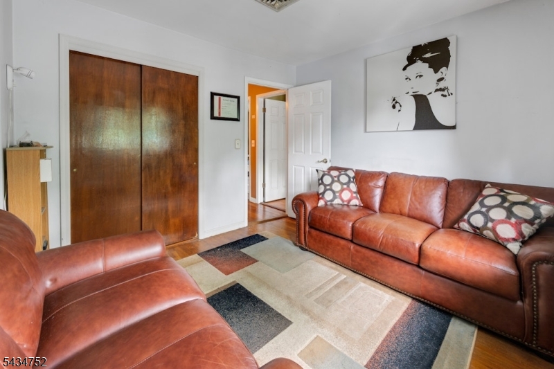 185 Ratzer Road Wayne, NJ 07470 - Photo 25 of 36