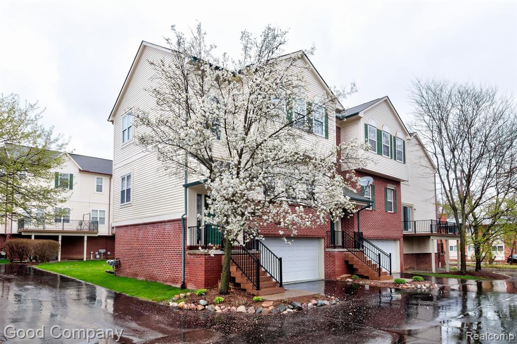 2656 Crooks Road Royal Oak, MI 48073 - Photo 45 of 48