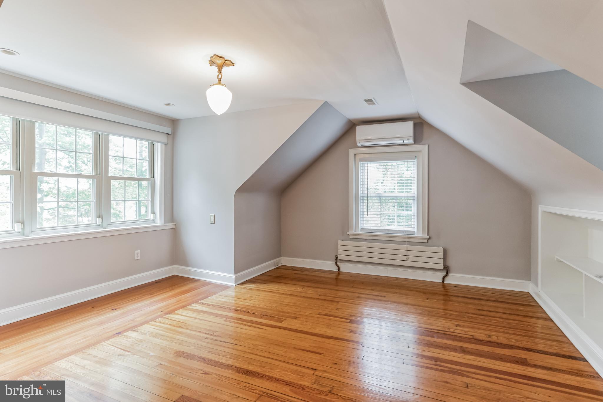 501 Edann Road Glenside, PA 19038 - Photo 19 of 33 Bedroom 4