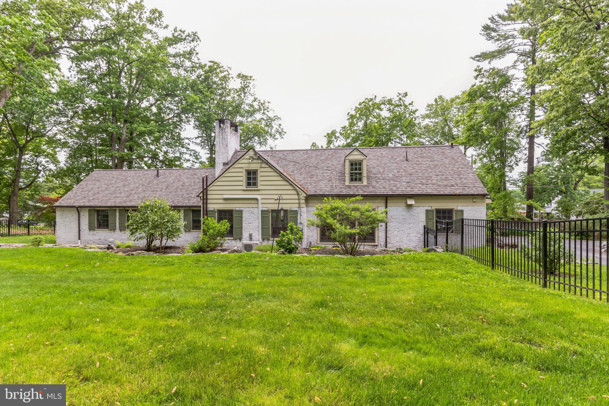 501 Edann Road Glenside, PA 19038 - Photo 27 of 33 Exterior Back