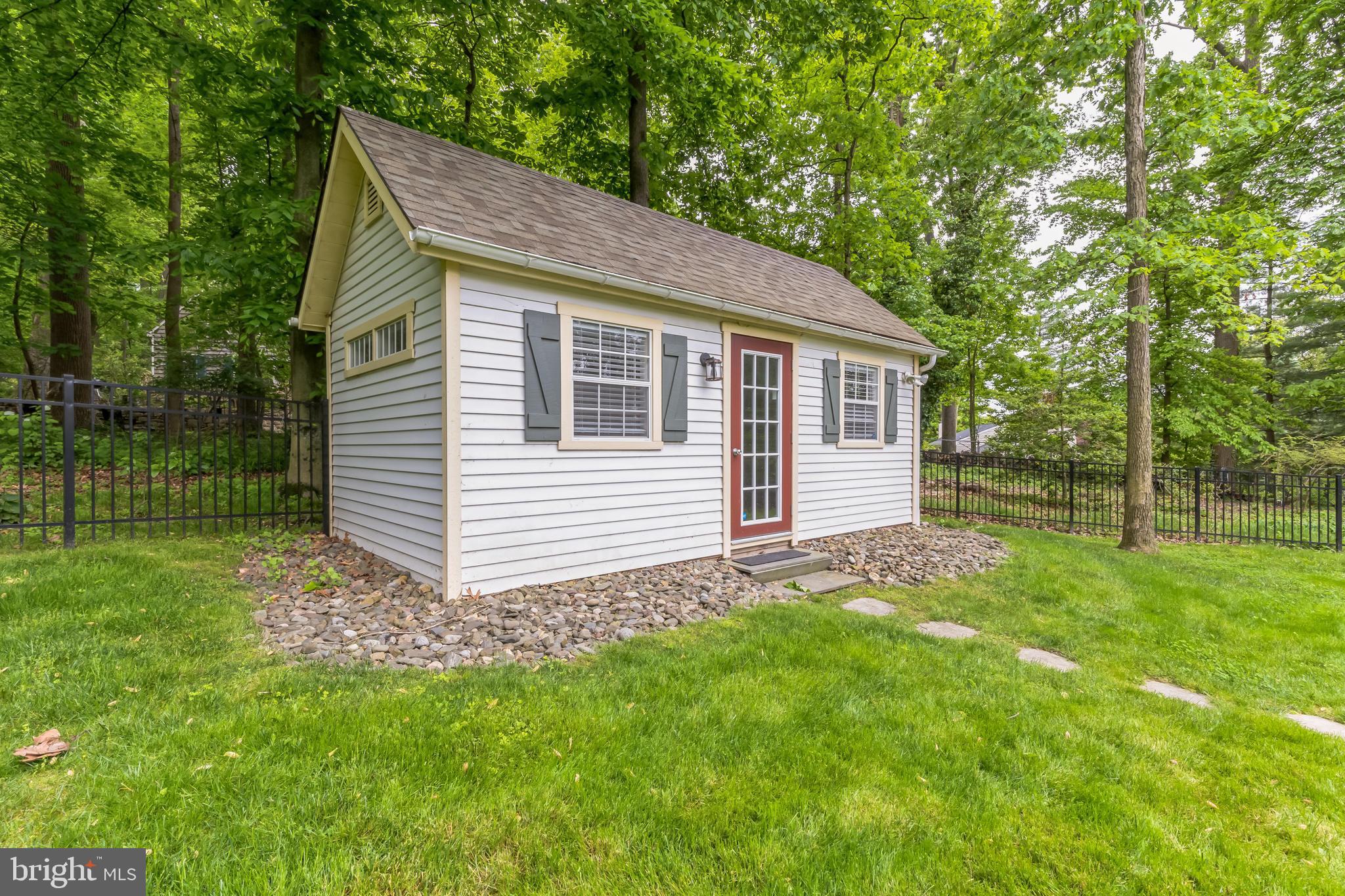 501 Edann Road Glenside, PA 19038 - Photo 32 of 33 Studio