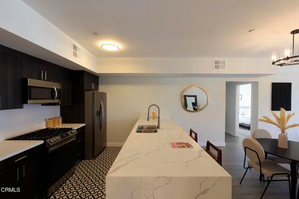 $2,150 | 1300 West Mission Boulevard, Unit 311, Pomona, CA 91766