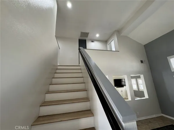 $3,500 | 980 Acorn Lane, Corona, CA 92878