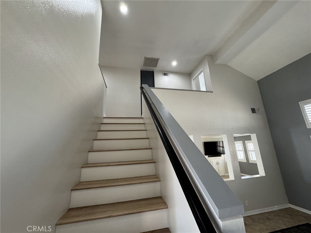 980 Acorn Lane Corona, CA 92878 - Photo 18 of 34