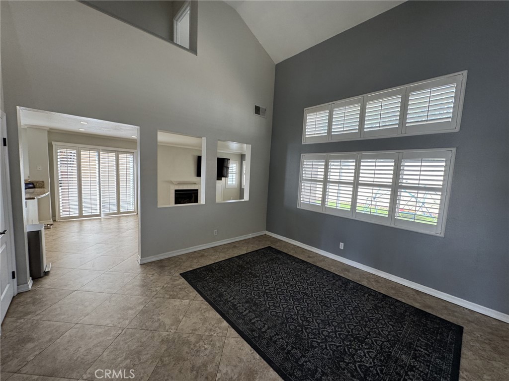 980 Acorn Lane Corona, CA 92878 - Photo 8 of 34