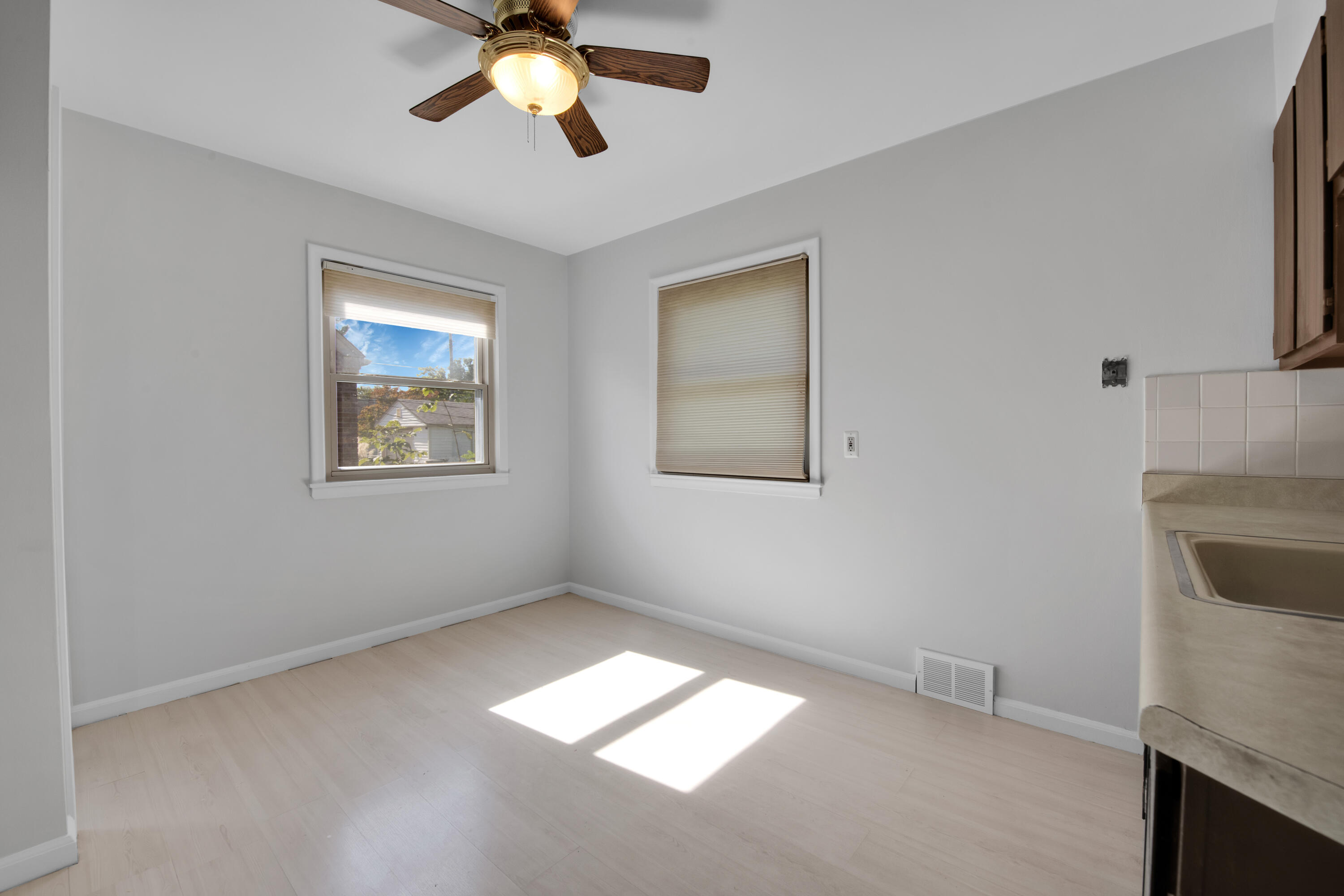 3456 Walnut Street Dearborn, MI 48124 - Photo 6 of 23 3456 Walnut- HD Drone Photography_17