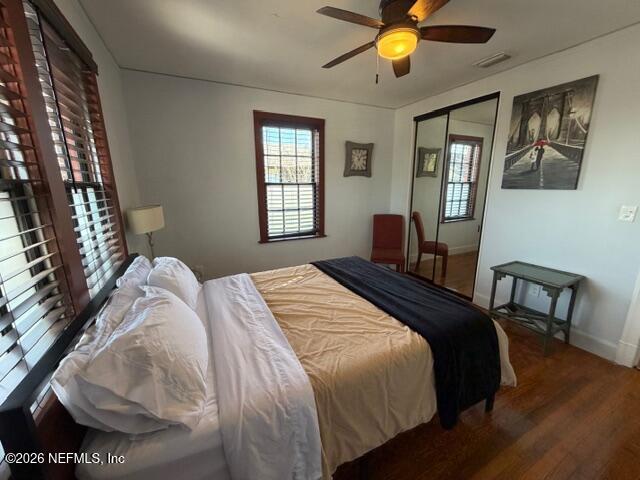 2670 Post Street, Unit 3 Jacksonville, FL 32204 - Photo 15 of 21 a bedroom with a bed lamps and window