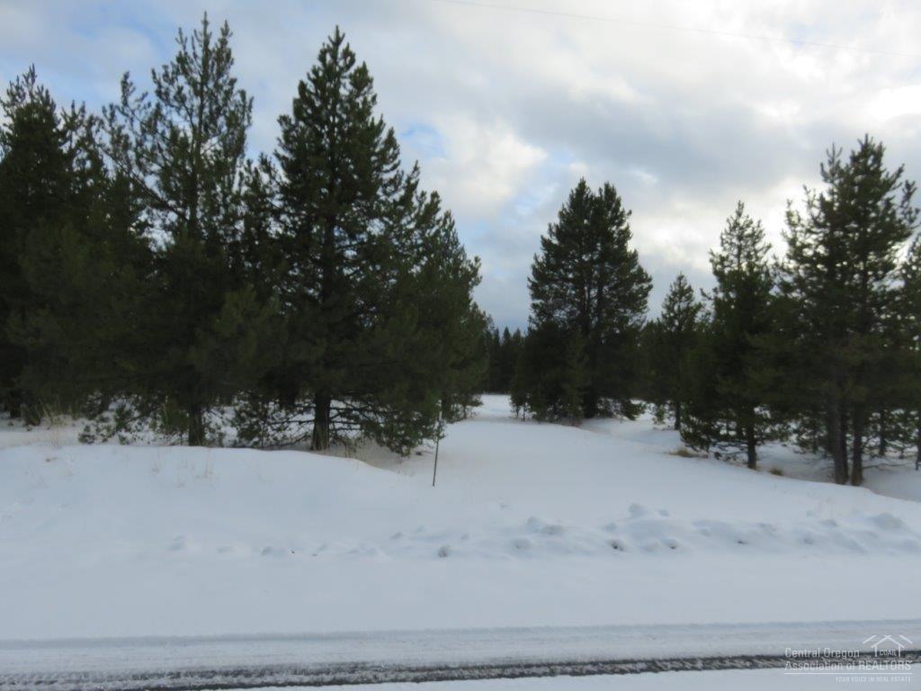 17105 Bakersfield Road Bend, OR 97707 - Photo 1 of 9 Primary Photo