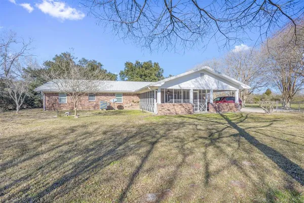 $375,000 | 11475 David Road, Welsh, LA 70591