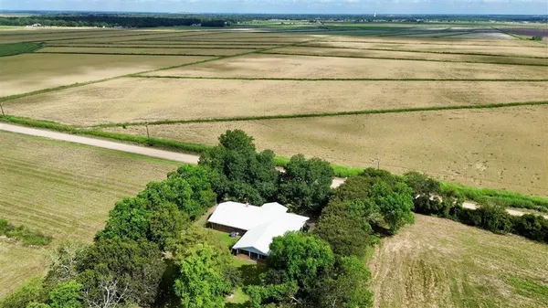 $375,000 | 11475 David Road, Welsh, LA 70591