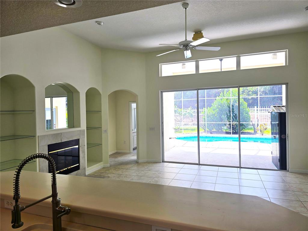8427 Sailing Loop Lakewood Ranch, FL 34202 - Photo 18 of 44