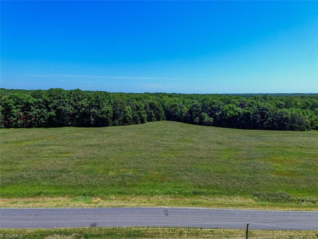 7488 Strader Road Summerfield, NC 27358 - Photo 12 of 18 Gallery Image 12
