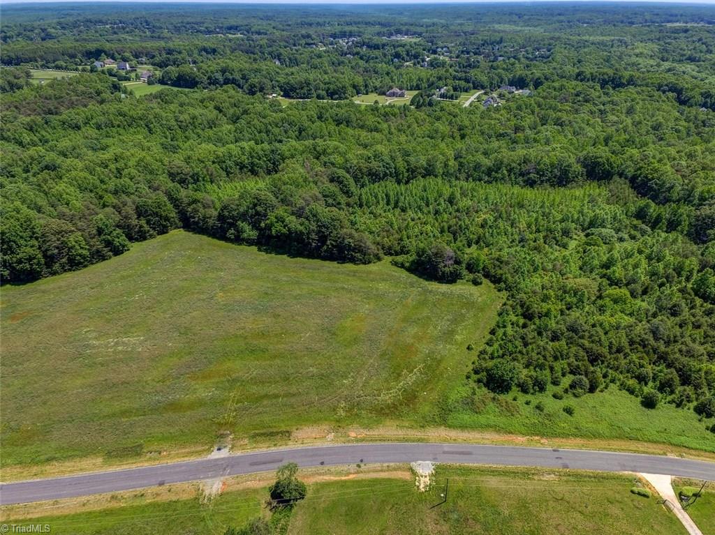 7488 Strader Road Summerfield, NC 27358 - Photo 13 of 18 Gallery Image 13