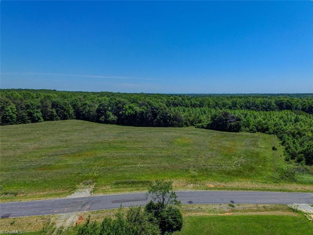 7488 Strader Road Summerfield, NC 27358 - Photo 16 of 18 Gallery Image 16