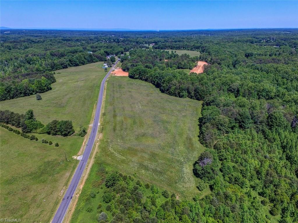 7488 Strader Road Summerfield, NC 27358 - Photo 17 of 18 Gallery Image 17