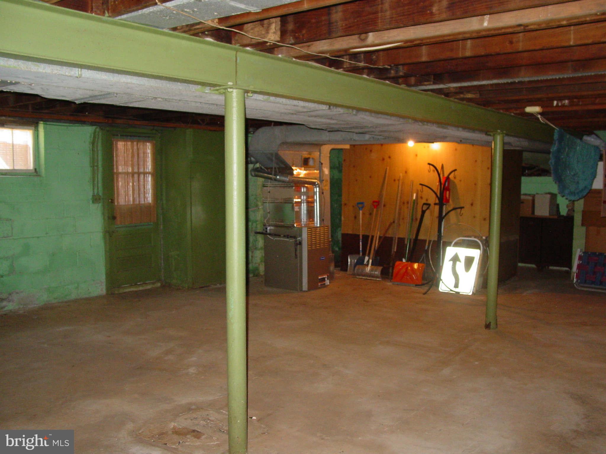 6102 Rusk Avenue Baltimore, MD 21209 - Photo 15 of 21 Basement
