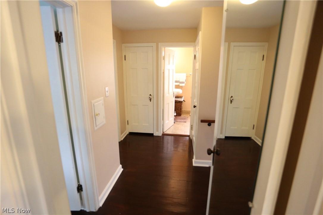 2236 Cranston Road Cleveland, OH 44118 - Photo 10 of 24