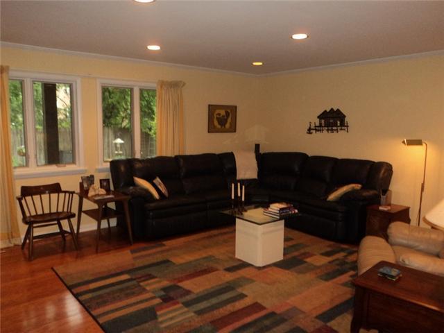 2750 Lymington Road Columbus, OH 43220 - Photo 14 of 25