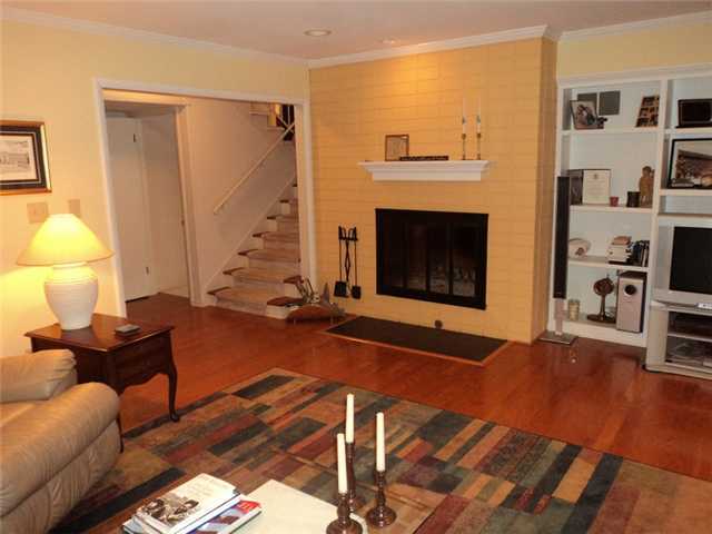 2750 Lymington Road Columbus, OH 43220 - Photo 15 of 25