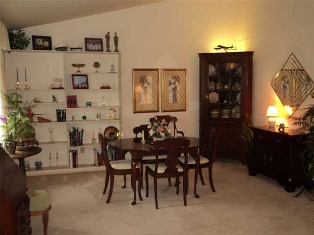 2750 Lymington Road Columbus, OH 43220 - Photo 7 of 25