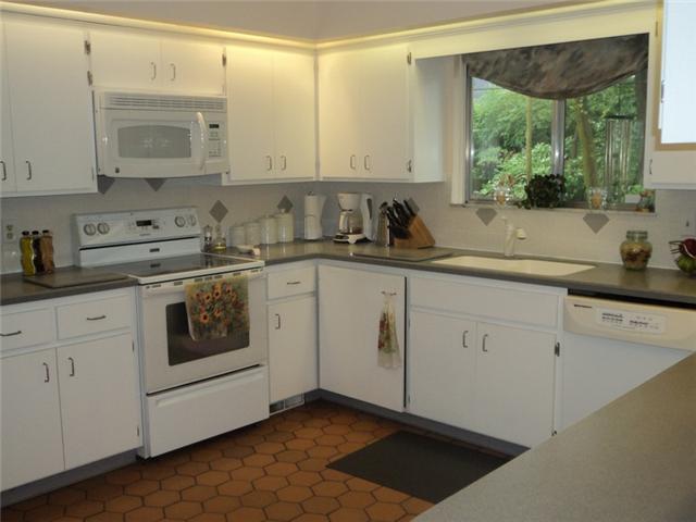 2750 Lymington Road Columbus, OH 43220 - Photo 9 of 25