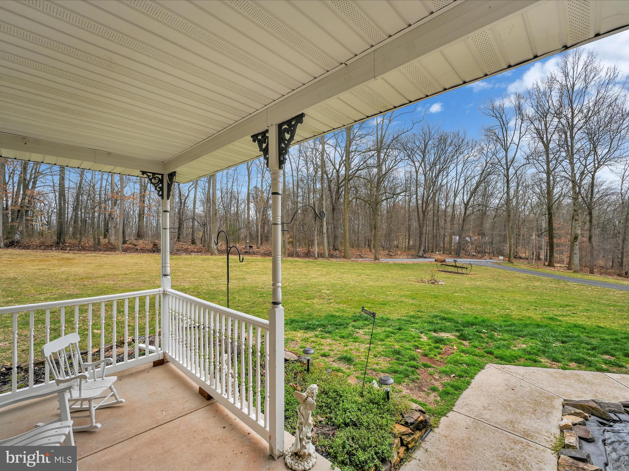 335 Roxberry Road York Haven, PA 17370 - Photo 8 of 38 front porch view