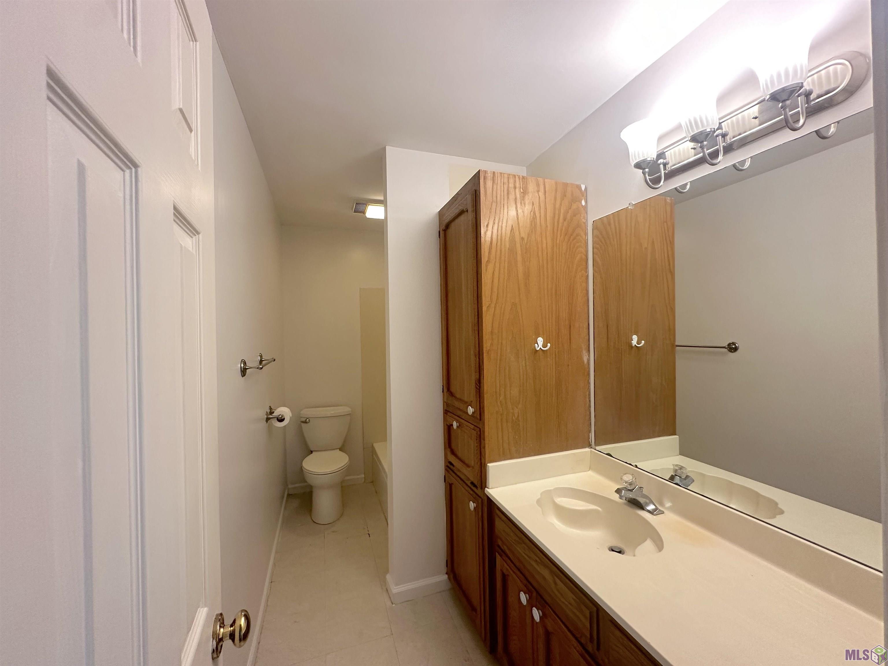 9786 Kinglet Drive Baton Rouge, LA 70809 - Photo 13 of 16