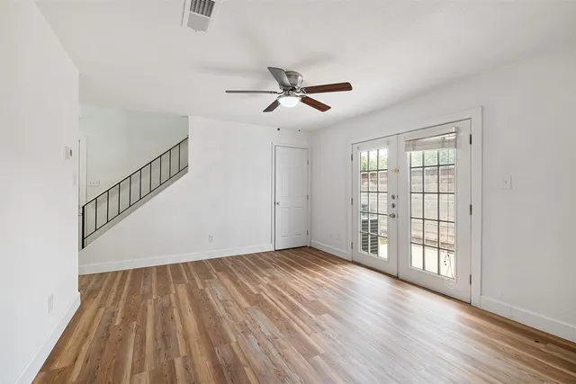 $935 | 2217 Mission Hill Drive, Unit A, Austin, TX 78741