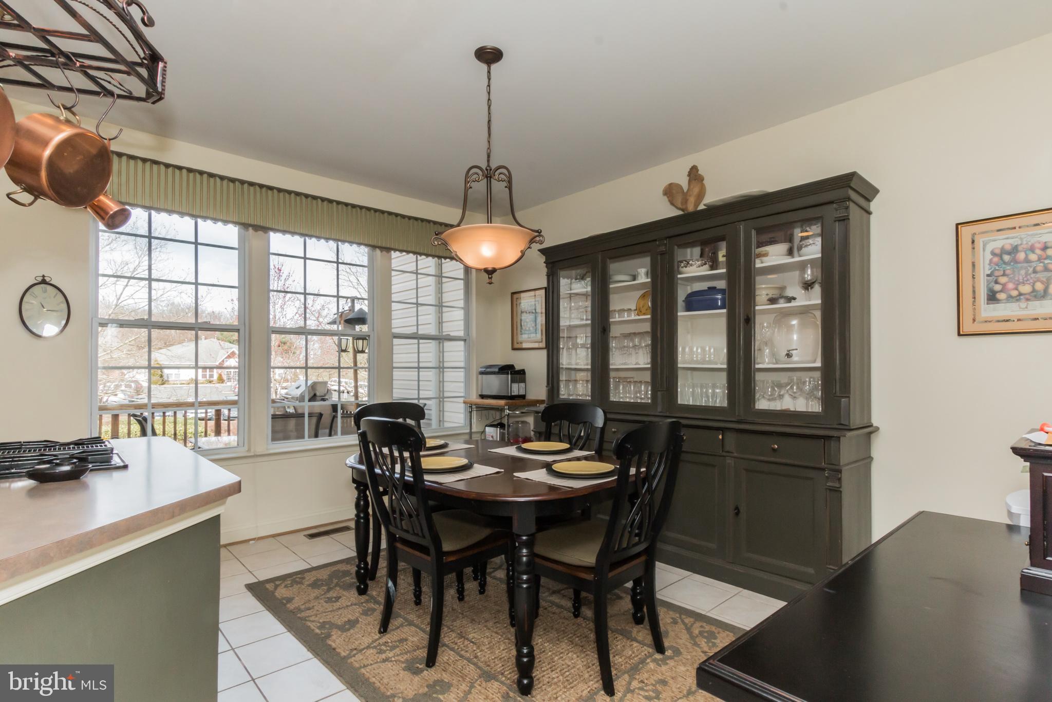 613 Springhouse Square Southeast Leesburg, VA 20175 - Photo 13 of 36 Upgraded fixtures