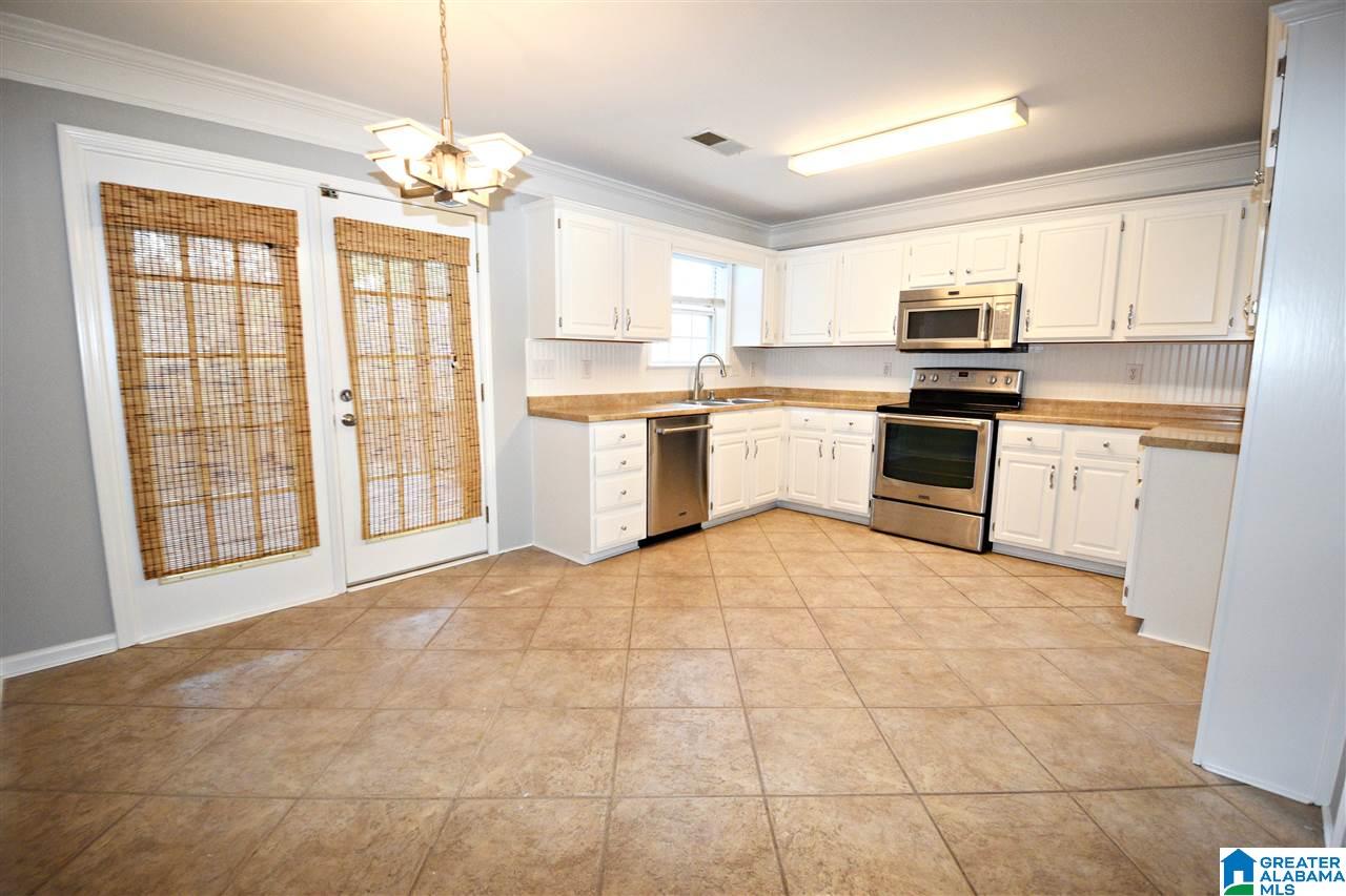 205 Chandler Lane Alabaster, AL 35007 - Photo 14 of 39