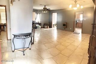 8427 Tate Panola Road Sarah, MS 38665 - Photo 3 of 19 living area pic