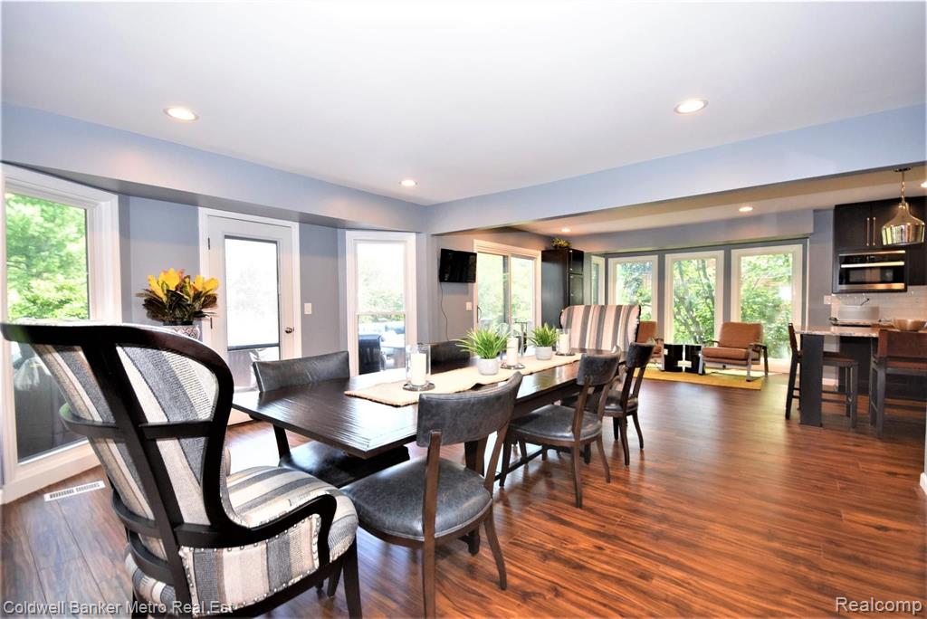 1803 Rapids Way Rochester Hills, MI 48309 - Photo 10 of 63