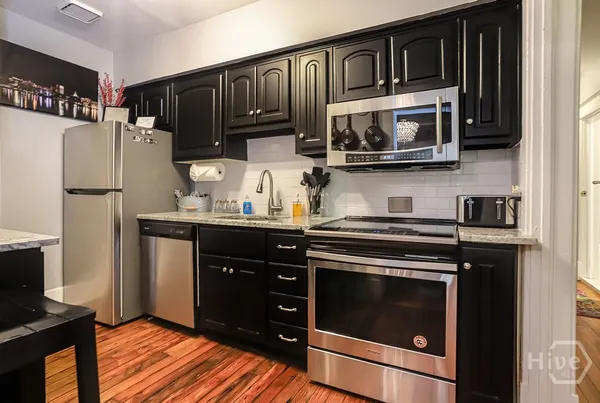 $658,000 | 111 Lincoln Street, Unit 1B, Savannah, GA 31401