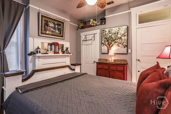 $658,000 | 111 Lincoln Street, Unit 1B, Savannah, GA 31401