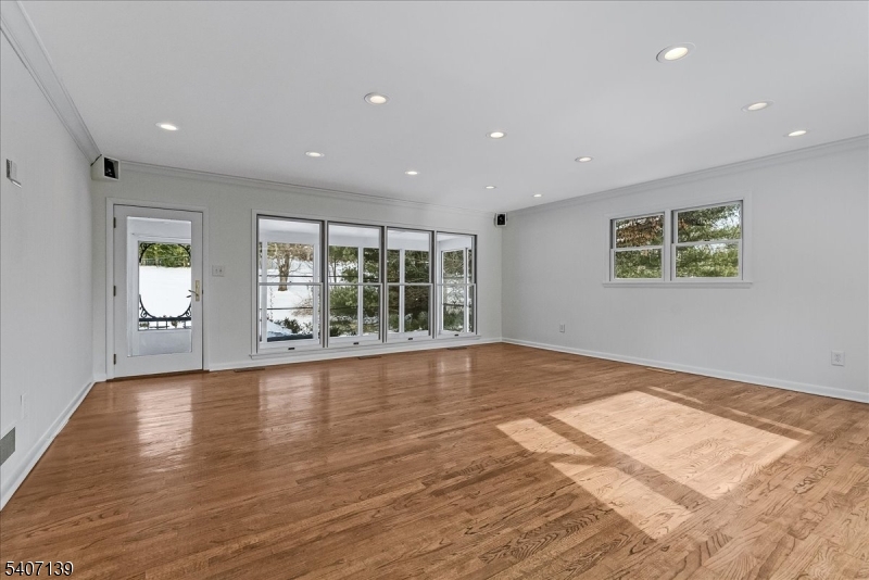 168 Mendham Road East Mendham, NJ 07945 - Photo 9 of 23