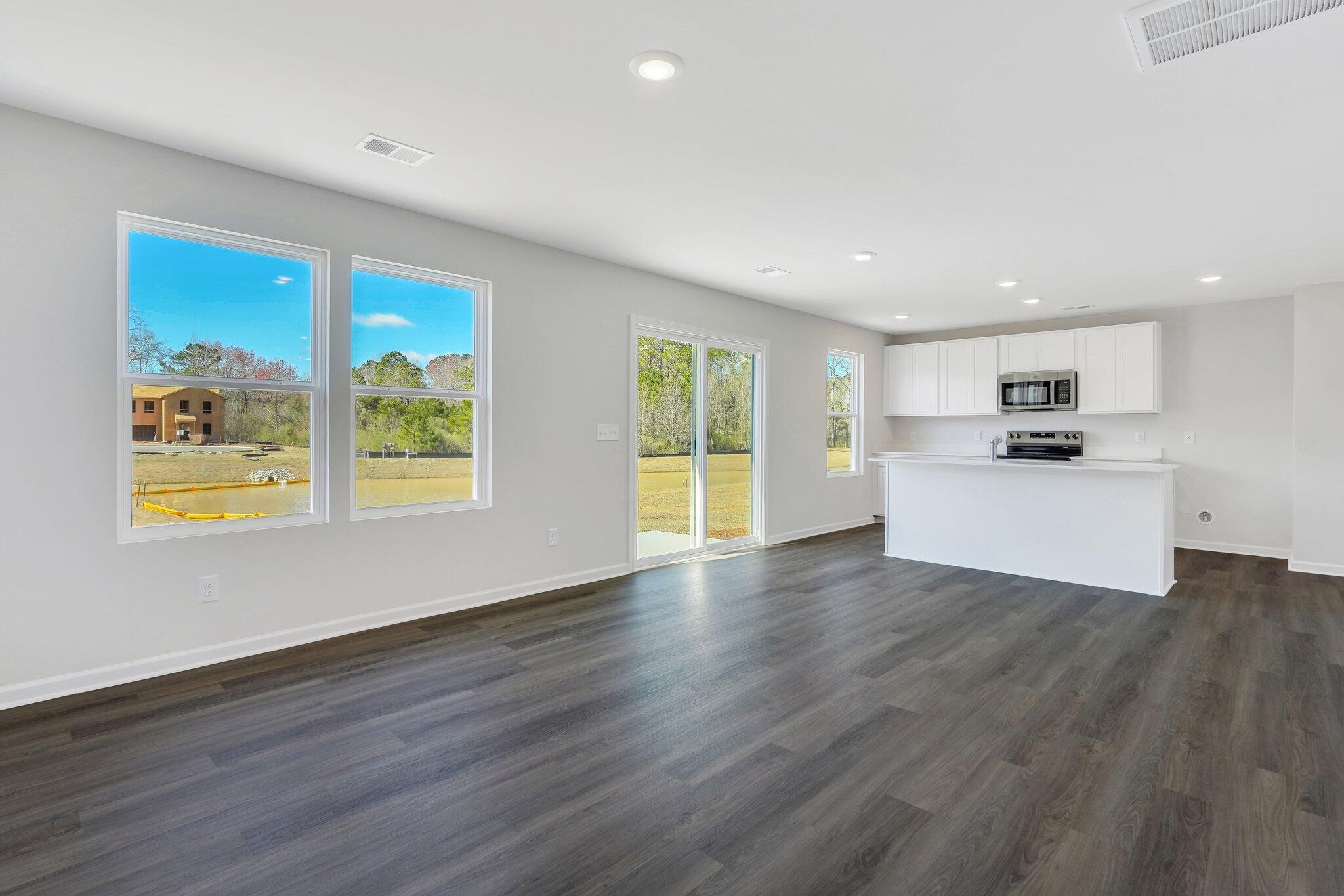 7059 Windham Way Ladson, SC 29456 - Photo 10 of 58 One Level Living!