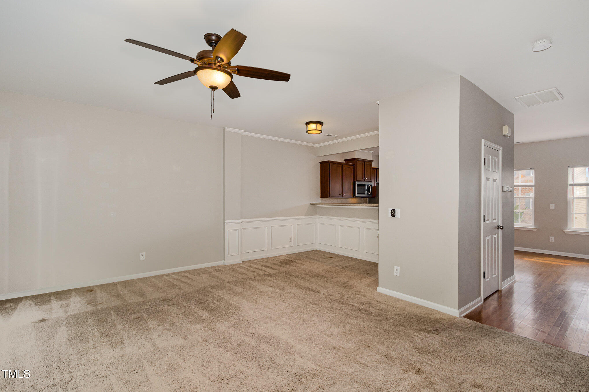 117 Gallent Hedge Trail Apex, NC 27539 - Photo 11 of 35 007_file_657