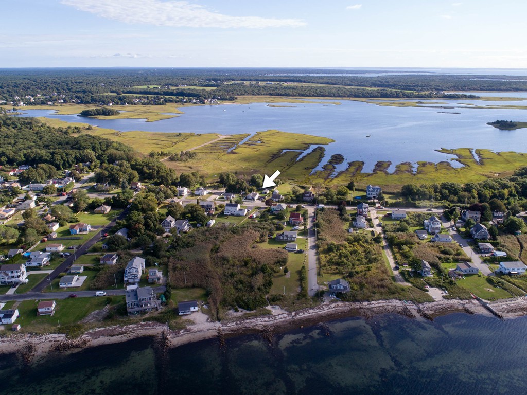 237 Sconticut Neck Road Fairhaven, MA 02719 - Photo 14 of 15 Gallery Image 14