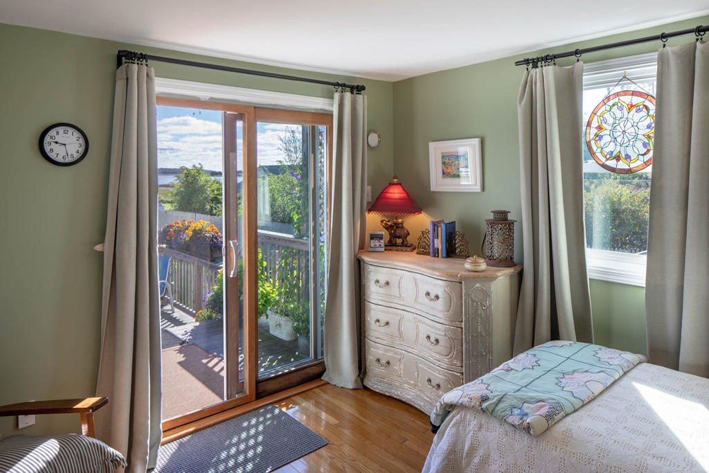 237 Sconticut Neck Road Fairhaven, MA 02719 - Photo 7 of 15 Gallery Image 7