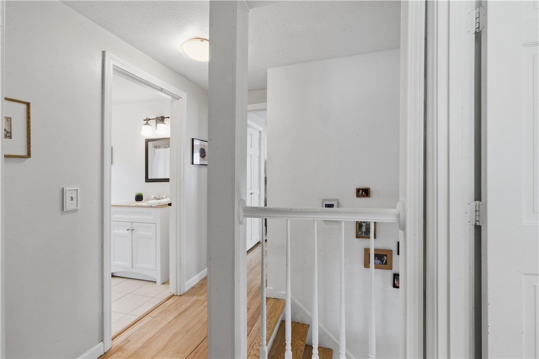 60 Westwind Road South Kingstown, RI 02879 - Photo 18 of 36
